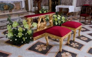 Addobbi floreali in Chiesa regole